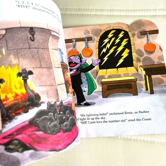 Sesame Street Where Is The Puppy Series THE COUNT'S CASTLE Paperback Book - Picture 4 of 4